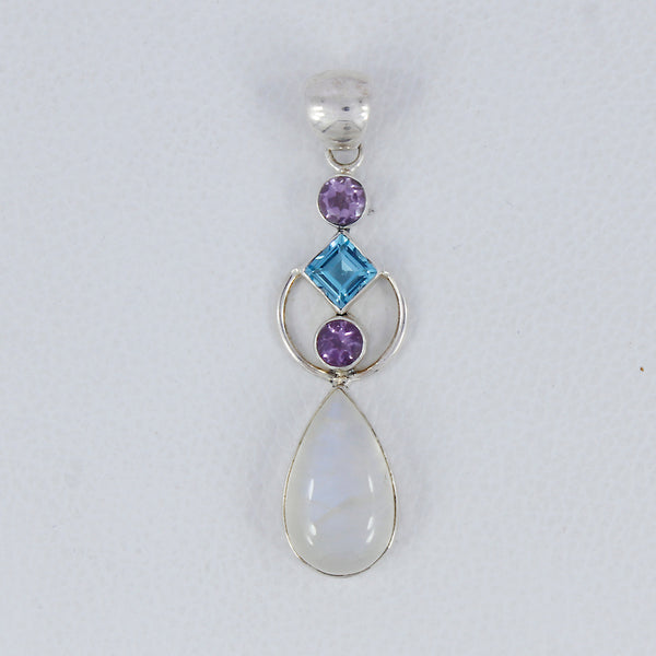 Rainbow Moonstone Silver Pendant