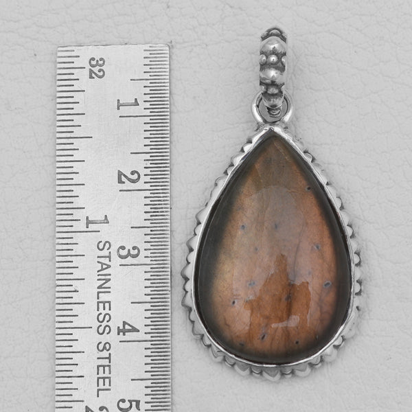 925 Sterling Silver Labradorite Pendants
