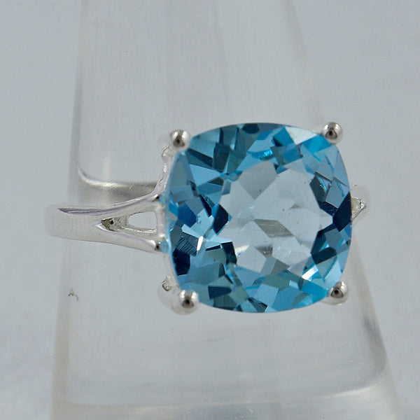 925 Sterling Silver Blue Topaz Ring