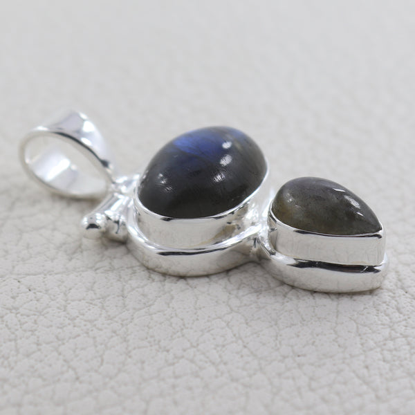 925 Sterling Silver Labradorite Pendant