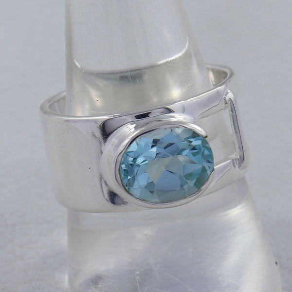 925 Sterling Silver Blue Topaz Ring
