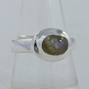 925 Sterling Silver Labradorite Ring