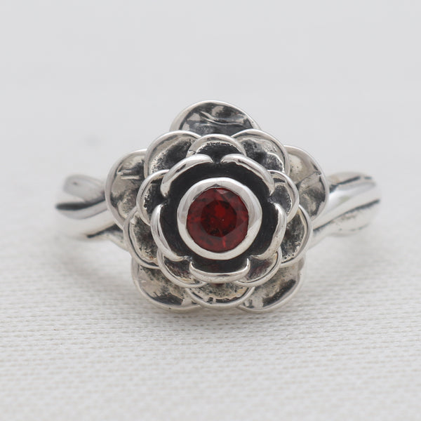 Natural Garnet Silver Blooming Flower Rings