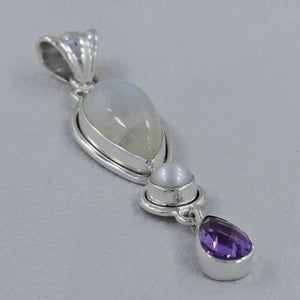 Rainbow Moonstone Silver Pendant