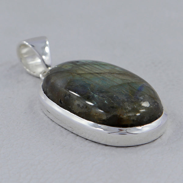 925 Sterling Silver Labradorite Pendants
