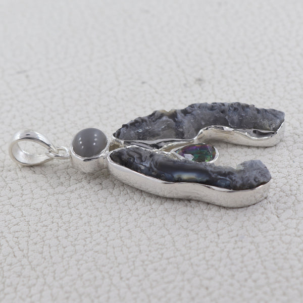 Oco geode Rough Silver Pendant