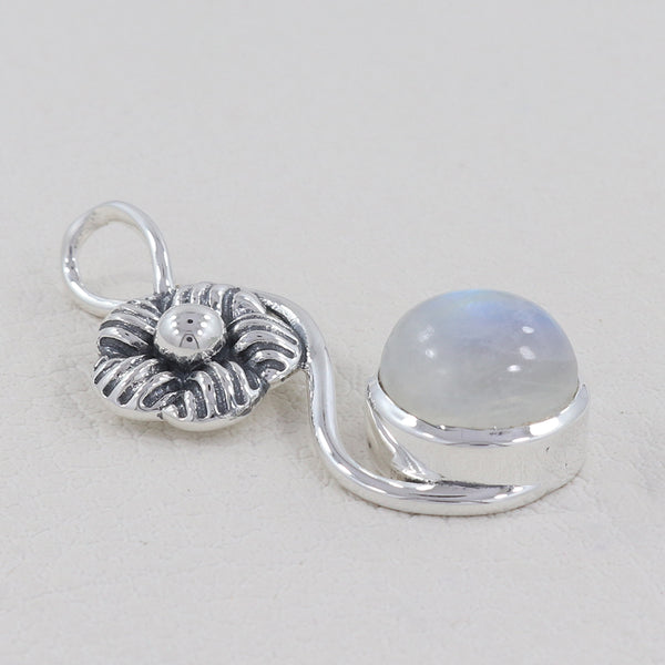 Rainbow Moonstone Silver Pendant